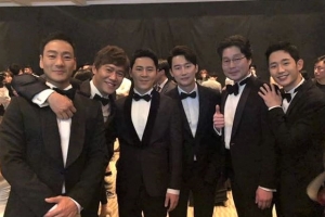 ‘슬기로운 감빵생활’ 해롱이+유대위 등 배우 총집합 ‘훈훈 비주얼’