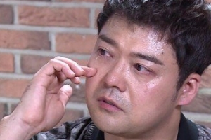 ‘나 혼자 산다’ 전현무, 눈물 펑펑 포착 “17년 된 반려견..남매다”