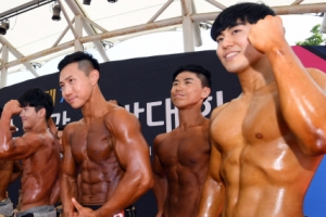 ‘불끈불끈’ 소방관