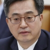 [文대통령 취임 1년] 3% 경제성장 복원, 아쉬운 일자리정책