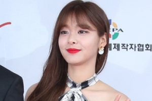 ‘드림콘서트’ 설인아, 섹시-청순 넘나드는 매력 “드레스 여신 입증”