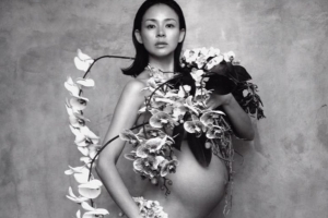 “추사랑 품은” 야노 시호, 만삭 누드 화보 공개