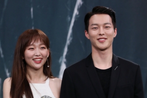 ‘이리와 안아줘’ 장기용 “진기주, 차갑다 생각했는데 사랑스러워”