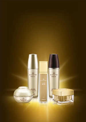 창조적인 아이디어로 알로에화장품 시장에 혁신을 선도하고 있는 그린알로에 코스메틱 브랜드인 ‘알로에스테’가 친환경 성분으로 소비자에게 가성비를 인정받아 ‘2018 고객사랑브랜드대상’에서 3년 연속 알로에화장품 부문에 선정됐다.