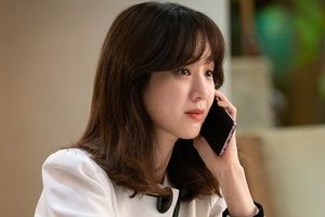 ‘기름진 멜로’ 정려원, 해맑은 그녀에게 무슨 일? 통화 중 ‘눈물 뚝뚝’