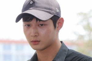 이서원 “성추행 피해자에 사과하고 싶다”