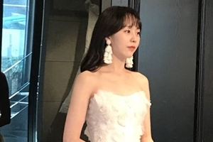 ‘스케치’ 유다인, 웨딩드레스 자태 포착 ‘비 약혼녀로 특별 출연’