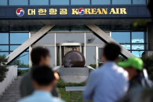 [포토] ‘조양호 일가 탈세·횡령 혐의’ 대한항공 본사 압수수색