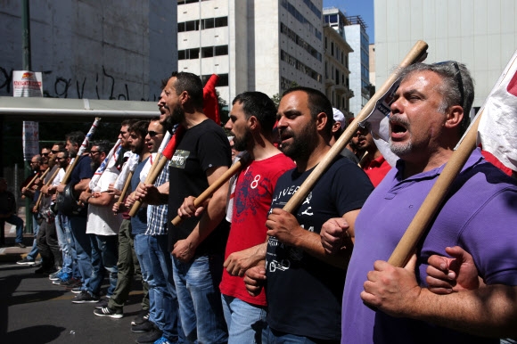 “긴축 조치 반대” 그리스 항의 시위·총파업 