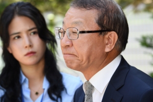 검찰, 전·현직 대법관 소환 카드 ‘만지작’···재판거래 수사 속도 내나