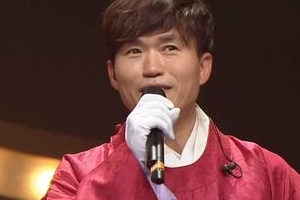 ‘복면가왕’ 경복궁, 여행스케치 남준봉 “데뷔 30주년..뭉클하다”