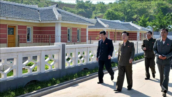 북한 최룡해, 황해북도 지역 경제현장 시찰