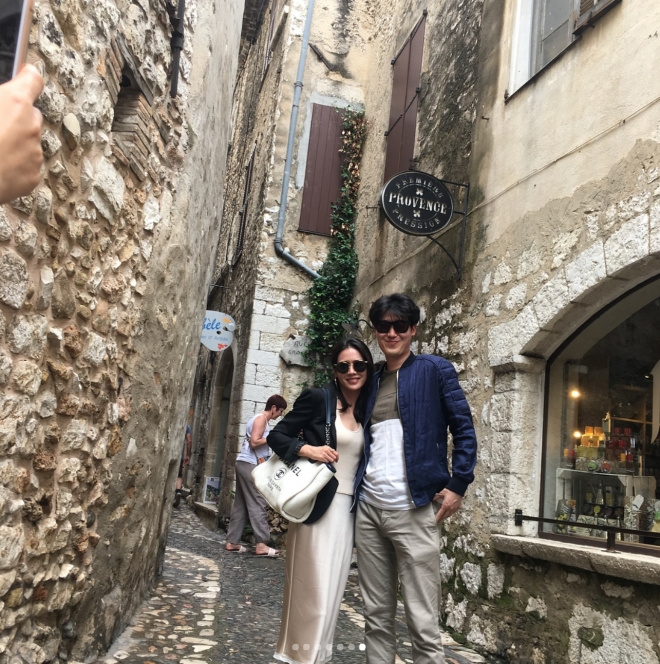 손예진 프랑스 근황