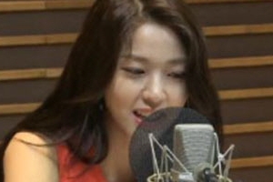 설현 “정해인 오빠와 데뷔 전부터 친했다..연습 함께한 사이”