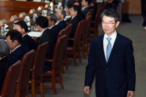 법원장들 ‘양승태 형사조치’ 반대… 고위법관·소장파 대립각