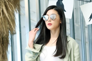 전지현, 둘째 출산 이후에도 변함없는 몸매 ‘역시 전지현’