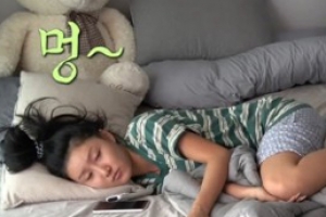 ‘나 혼자 산다’ 화사, 무대 카리스마 0% 현실 집순이 모습 ‘완전 여자 기안84’