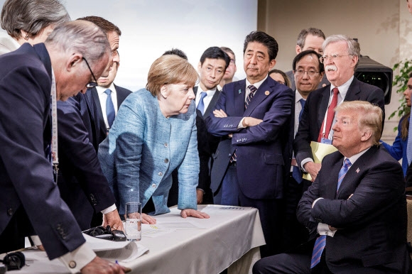 G7정상회의 “보호주의·관세장벽 배격” 성명…트럼프는 반발