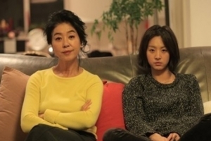 김부선 “내 딸 이미소, 이재명 거짓말 때문에 해외로 떠났다“