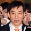 자영업자 대출 300조 돌파…이주열 금리 인상 신중모드