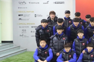 “주먹으로 머리 때리고 머리채 휘어잡아 내동댕이쳤다” “부천FC 유소년 축구팀 감독이 선수 폭행 ‘파문’