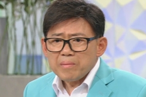 ‘아침마당’ 엄용수, 불우했던 가정사 고백 “효도하려고 쓰레기 줍고 다녀”