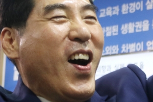 김상돈 의왕시장 후보, 3선 도전 김성제 후보 누르고 당선