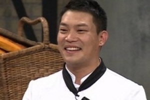 ‘마약’ 이찬오 셰프 1심 징역 3년에 집행유예 4년… “마약 흡연 유죄, 밀수입 무죄”