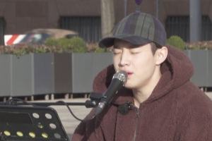 ‘비긴어게인2’ 음악천재 헨리, 헝가리에서 생애 첫 솔로 버스킹