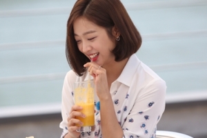 조보아, ‘1박2일’ 깜짝 출연 “데프콘과 1대1 만남 성사”
