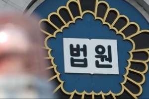 망치로 어머니 때려 숨지게 한 ‘패륜’ 40대, 1심서 징역 30년… “사회와 격리해야”