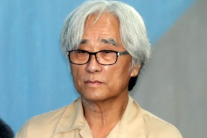 檢 ‘단원 성추행’ 이윤택 징역 7년 구형…“왕처럼 군림했다”