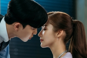 ‘김비서가 왜 그럴까’ 박서준♥박민영, 사무실 키스 1초 전 ‘심장 폭격’