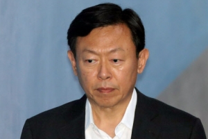 보석 신청한 신동빈 “일본 주총 꼭 참석하고 싶다”…법원에 호소