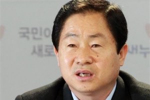 안경환 아들, ‘성폭력 허위 주장’ 자유한국당 의원 10명에 승소… “3500만원 배상”