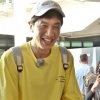 ‘런닝맨’ 이광수, 영국 공항서 뜻밖의 인기 “멋있어 보인다”