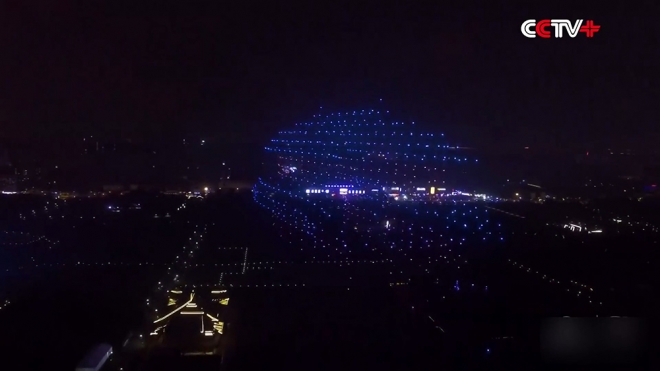 중국 시안에서 펼쳐진 1,400대의 드론 쇼