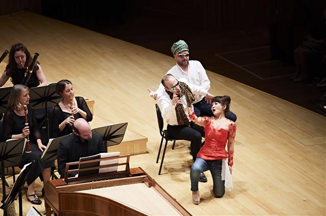 지난해 4월 모차르트 오페라 ‘여자는 다 그래’를 공연하고 있는 임선혜.