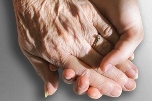 20세 연하남 산재연금 받으려 혼인신고한 90대 여성