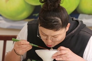 ‘밥블레스유’ 이영자 “연애하면 밥 안 넘어간다는 말, 이해 못 해”