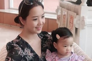 이지애, 붕어빵 딸 서아 공개...제주에서 근황 “어때요? 닮았나요?”