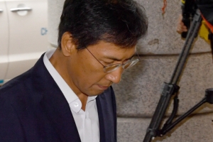 검찰 “安, 사냥꾼처럼 덫 놓고 위계 악용” 질타