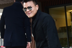 jyp 신사옥으로 이사하는 박진영 “청담 사옥, 발길 안 떨어져”