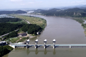 금강 3개보 수문 처음으로 완전 개방한다