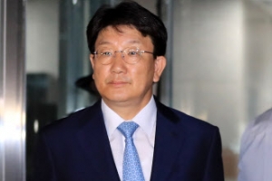 ‘인사청탁’ 권성동 의원 구속영장 기각