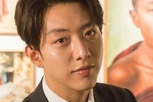 씨엔블루 이정신 31일 입대, 육군 현역으로 복무...정용화 이어 2번째