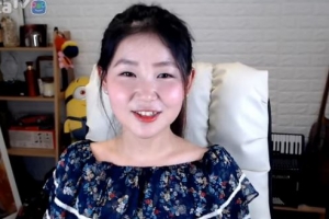 탈북 BJ 한송이 “북한서 레드벨벳 ‘빨간맛’ 열풍...단속해도 소용 無”