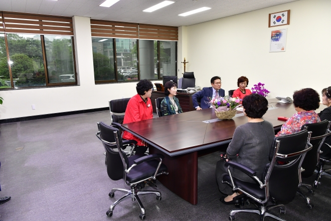 경남 양산시 시장실 3층에서 1층으로 이전