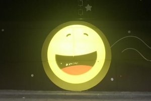 어두침침 서초 골목, 그림과 빛으로 ‘반짝’