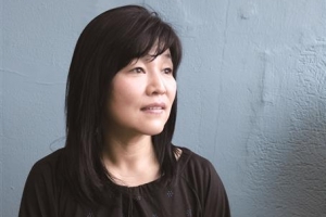 “엄마를 부탁해 표절 아냐” 신경숙 작가·출판사 승소